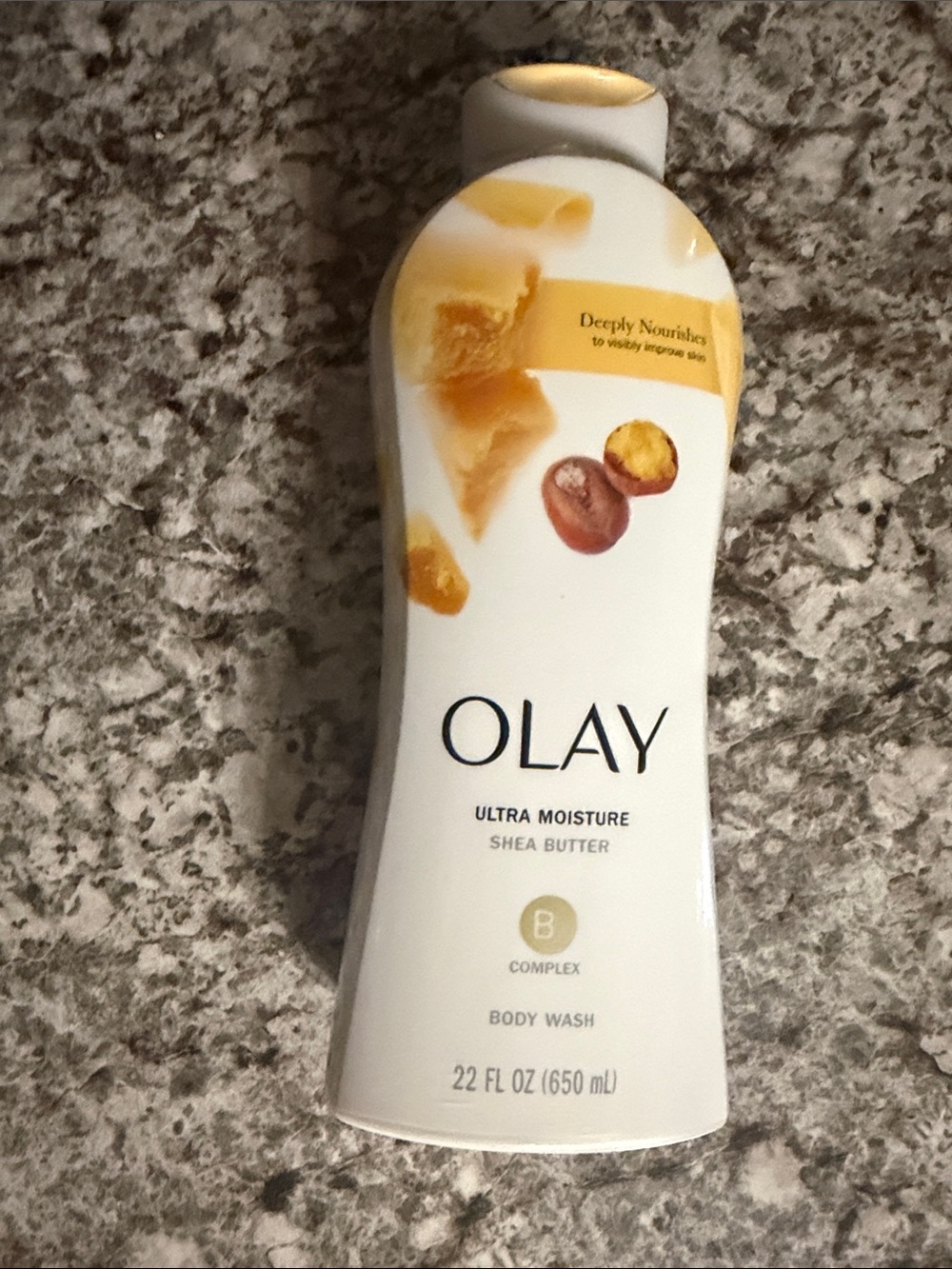 OLAY Ultra Moisture Shea Butter Body Wash - White & Gold